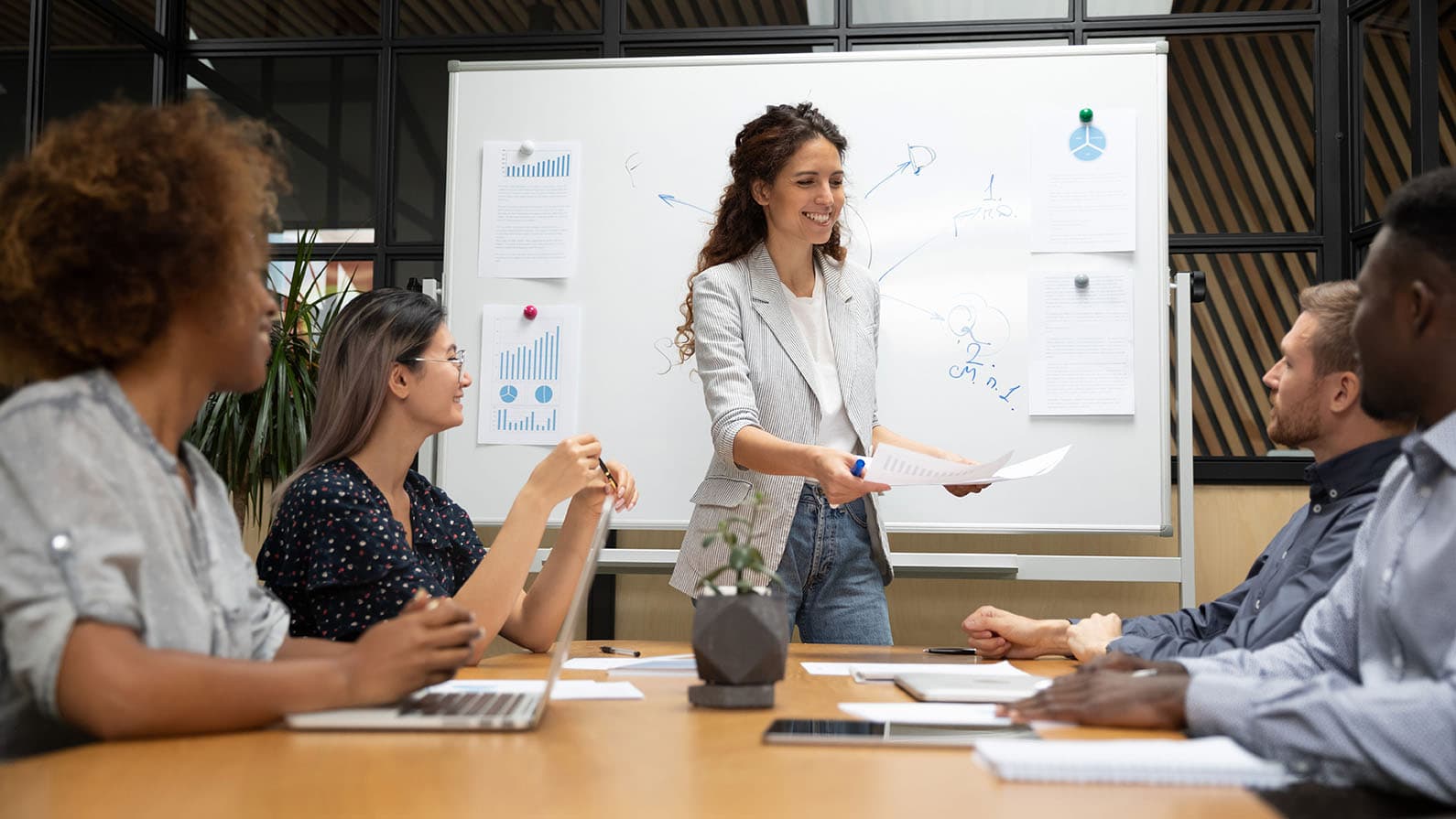 Enterprise Learning Management System Top Features and How to Choose the Right LMS